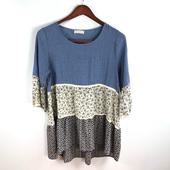 Altar'd State Tops - Altar’d State Blue Floral Tunic Blouse Size Large
